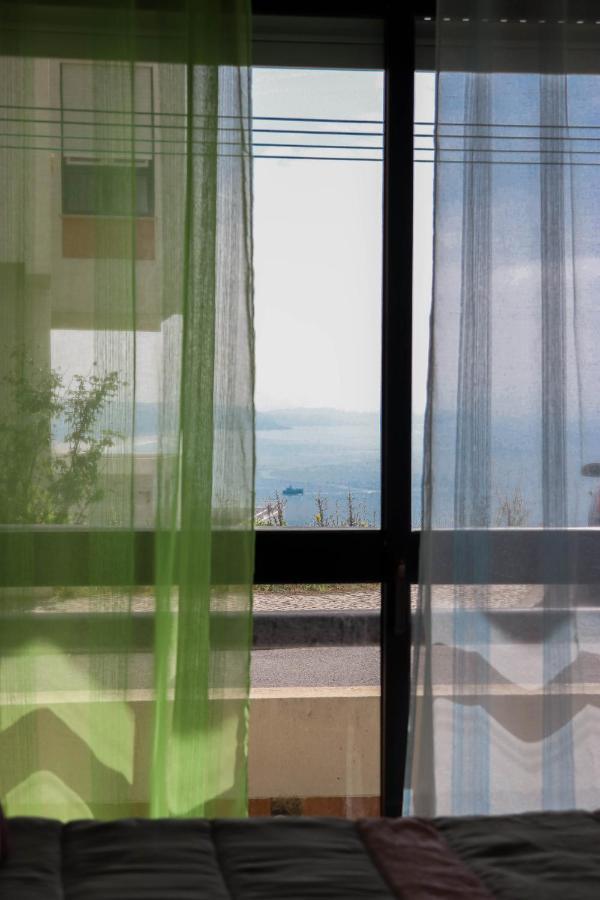 Apartamento Com Vista Mar Ναζαρέ Εξωτερικό φωτογραφία